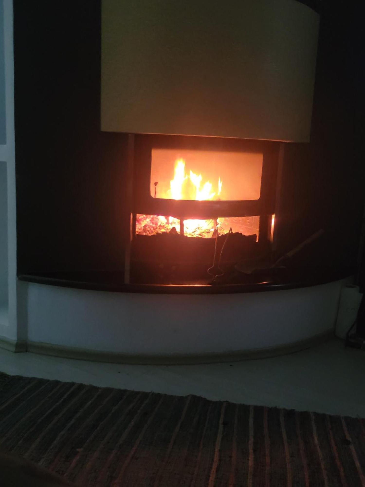 An Apartment With Fireplace Tirana Exterior photo
